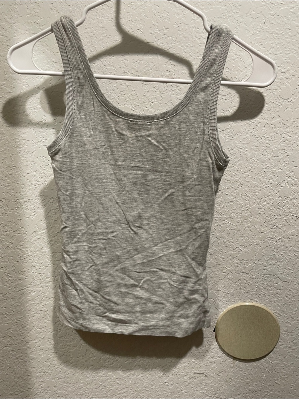 Express Light Gray Ribbed Scoop Tank - Picture 2 of 2